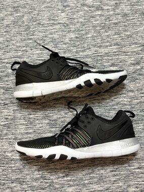 Nike Free Training Shoes Ladies Size 7